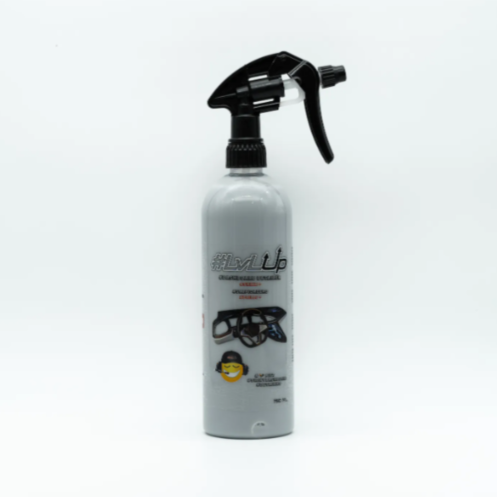 Auto Glanze Superior Dashboard Cleaner, Packaging Type: Can, Packaging  Size: 5 L at Rs 750/can in Satara